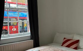 Comfy Private Rooms In Camden Town, Central London